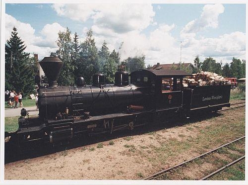 a photo of a steam Locomotive